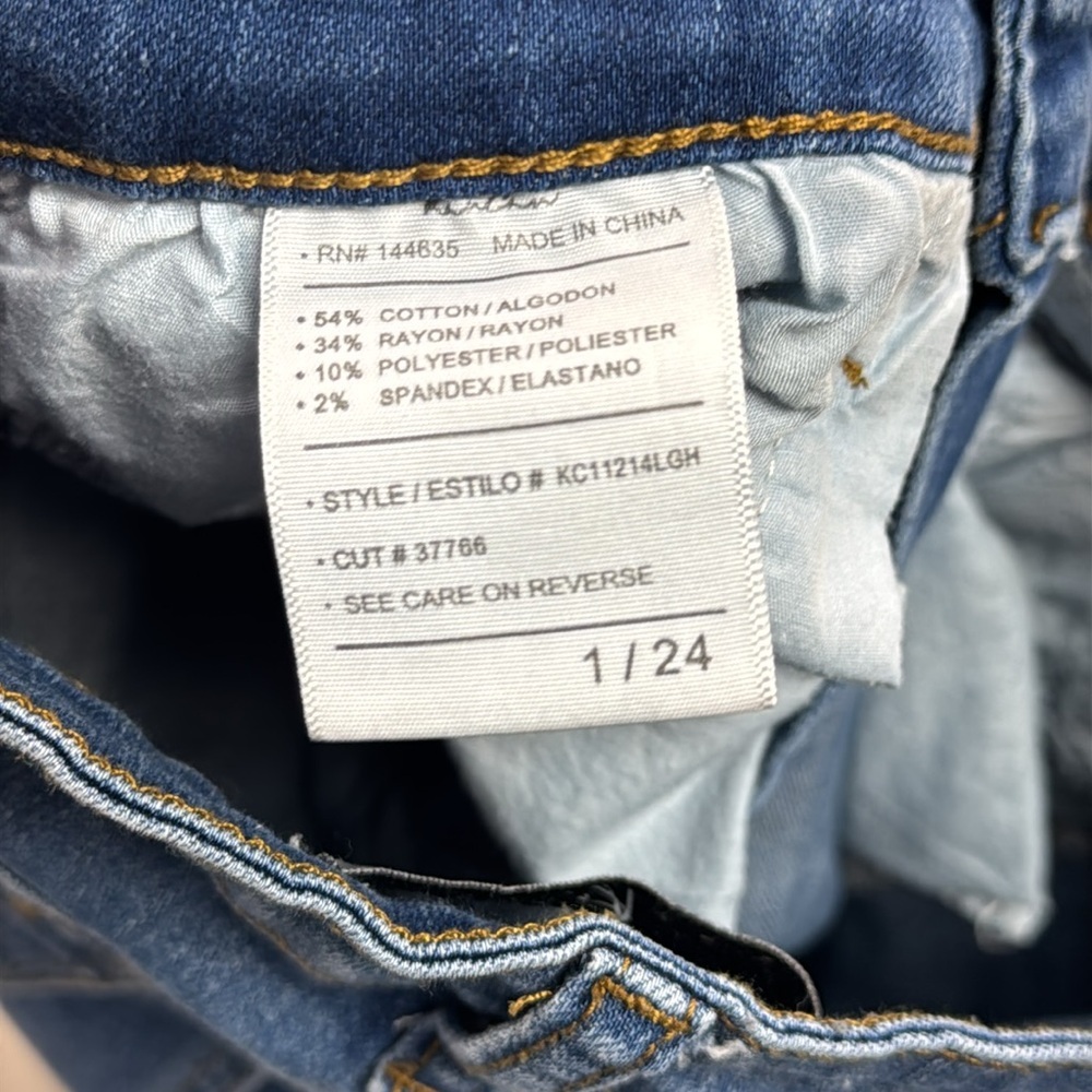 KanCan Women's Blue Jeans - Picture 8 of 10